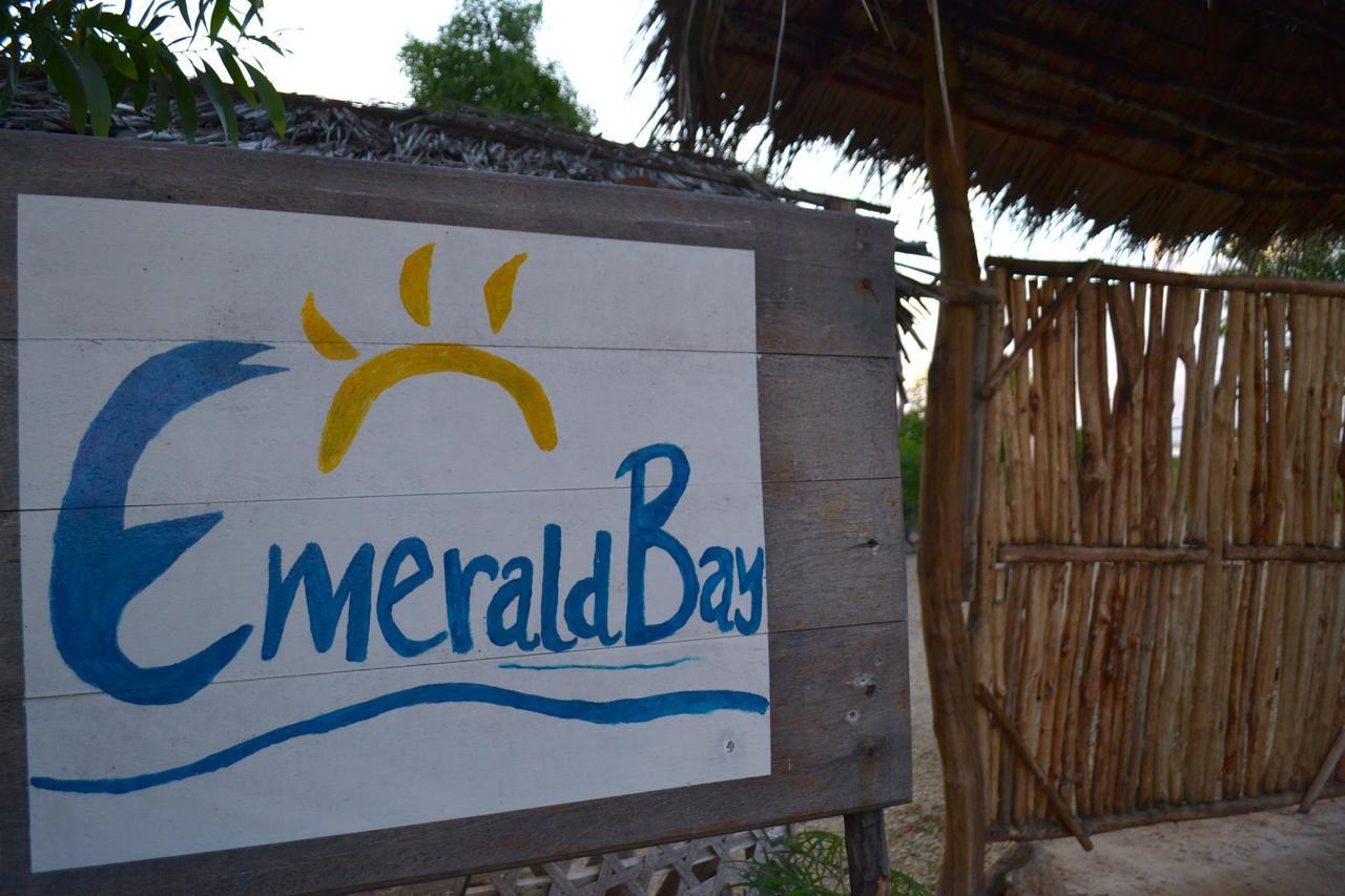 Emerald Bay Resort Kizungu Экстерьер фото